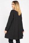 Bluza neagra in forma de A