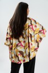 Bluza cu manseta din satin cu flori in culori pastel