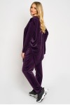 Trening de catifea mov cu bluza asimetrica si pantalon conic