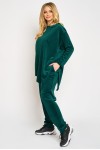 Trening de catifea verde cu bluza asimetrica si pantalon conic