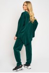 Trening de catifea verde cu bluza asimetrica si pantalon conic