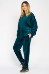 Trening din catifea verde, bluza cu buzunar în față si pantalon conic