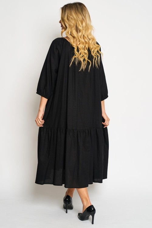 Rochie din in negru cu un volan
