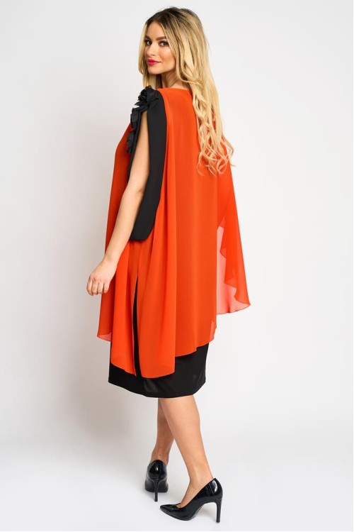 Rochie cu floare pe umar din voal corai